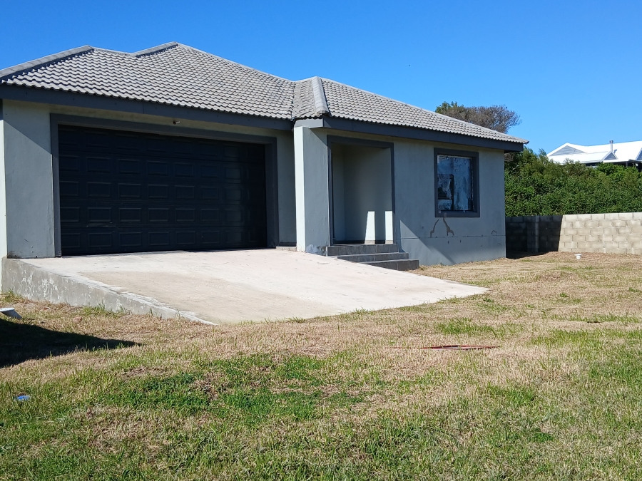 3 Bedroom Property for Sale in Paradise Beach Eastern Cape